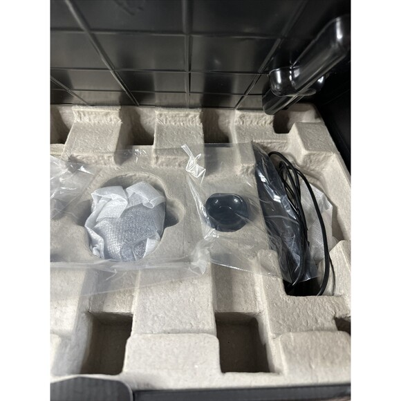 Wacom Intuos 4 PTK-640 Creative Pen Tablet Complete Set Gently Used - Picture 4 of 5